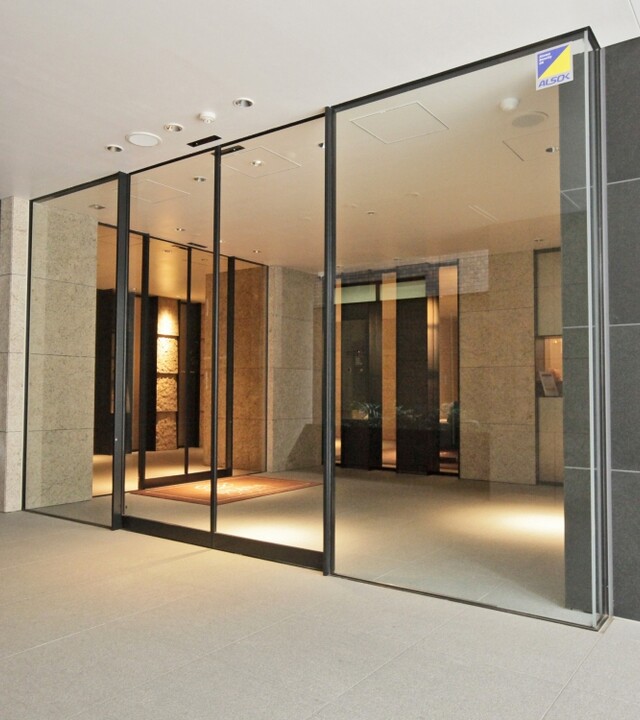 ディアナコート本郷弓町のエントランス・共用部