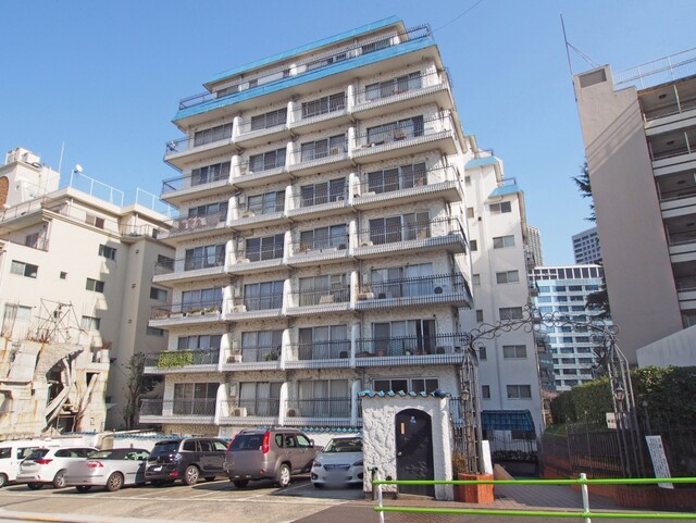 秀和三田聖坂レジデンスの外観写真 - 港区三田4丁目15番32号