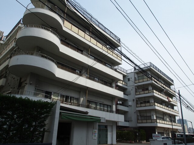 赤坂パレスマンションの外観写真 - 港区赤坂4丁目13番8号