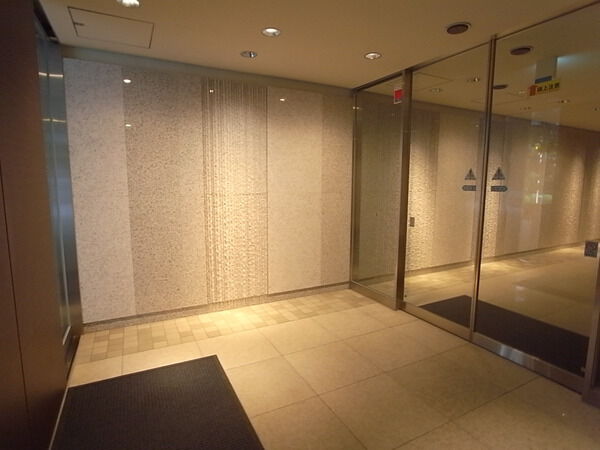 パークハウス代官山テラスのエントランス・共用部