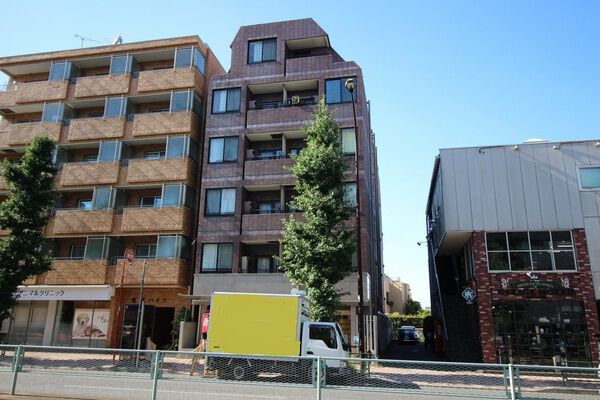 エスアール自由が丘の外観写真 - 世田谷区深沢1丁目1番1号