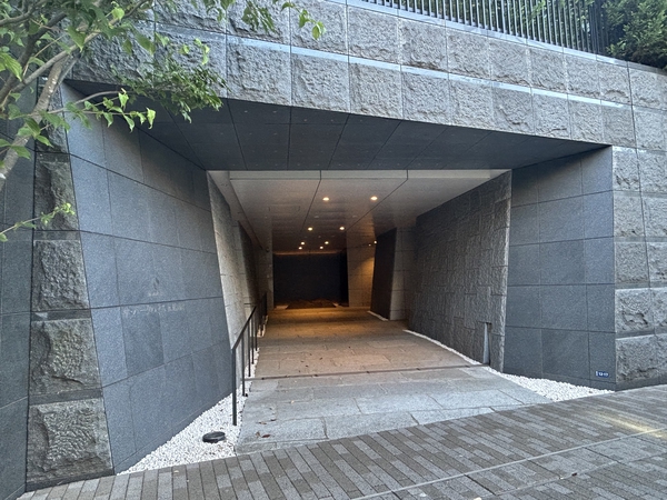 ザ・パークハウス広尾羽澤の写真 15枚目