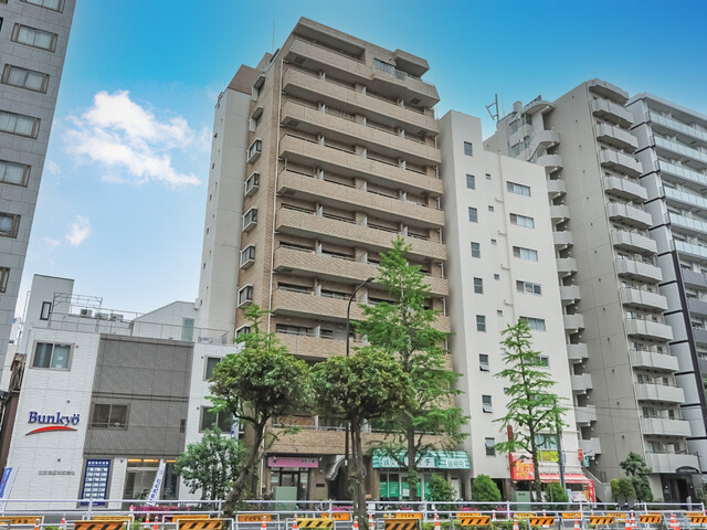 シルバープラザ白山のエントランス・共用部