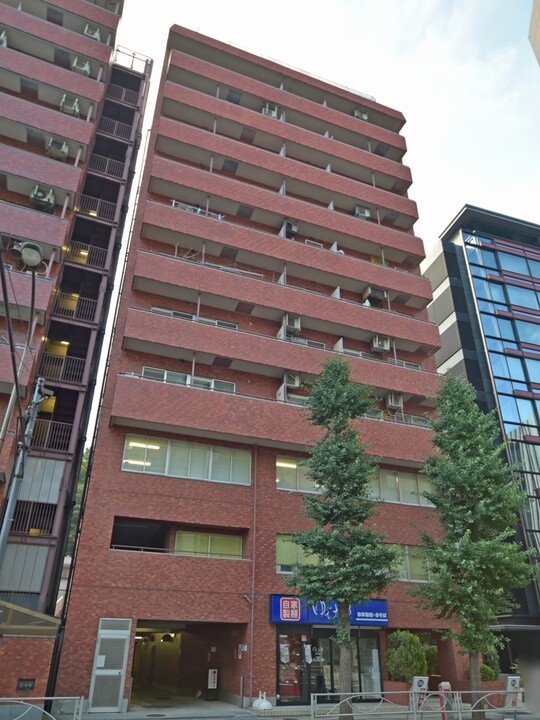 ハイライフ三田の外観写真 - 港区三田3丁目7番13号