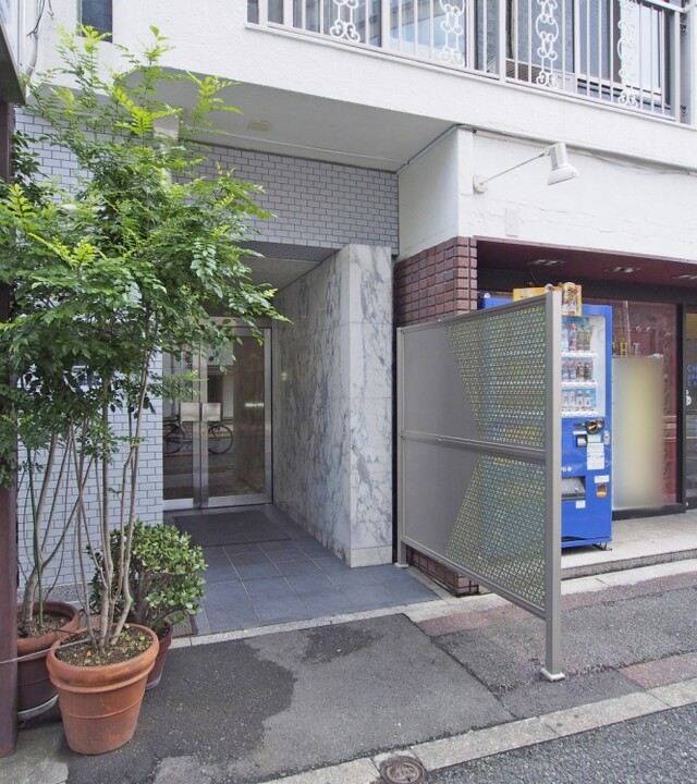 麻布台ナショナルコートの写真 5枚目