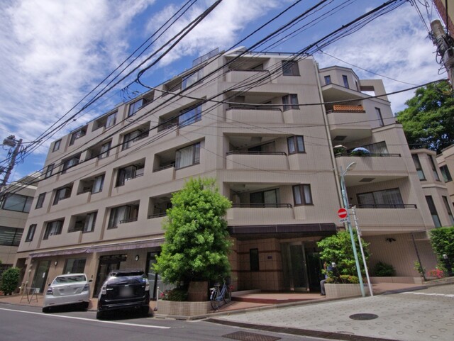 朝日マンション赤坂南部坂の外観写真 - 港区六本木2丁目1番11号