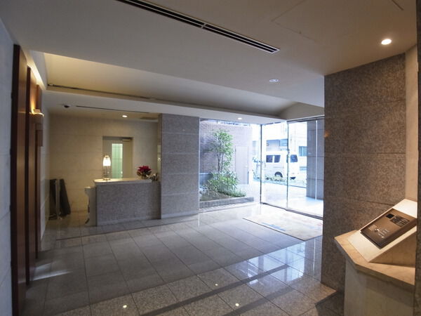 クイーンズパレス東京中央の写真 10枚目