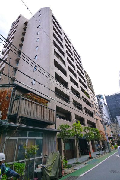 コスモ小石川の外観写真 - 文京区小石川3丁目27番6号