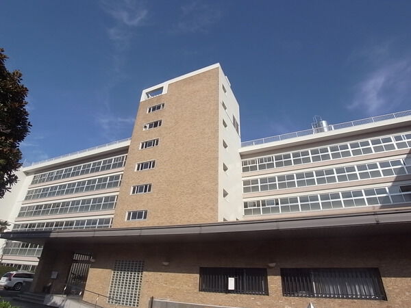 目白台ハウスのエントランス・共用部