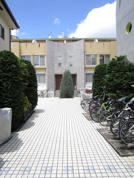 セボン南麻布の外観写真 - 東京都心の高級マンション