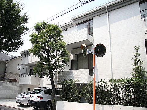 西麻布ロイヤルマンションの写真 7枚目