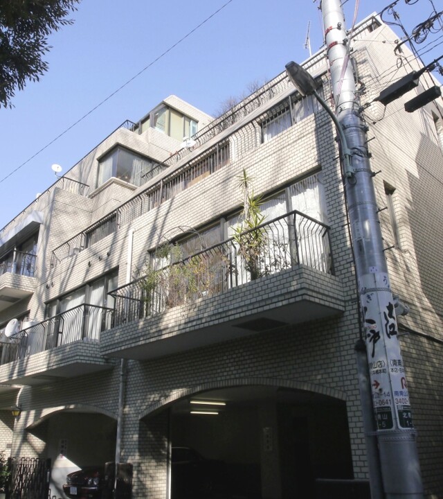 北青山ホームズの写真 3枚目