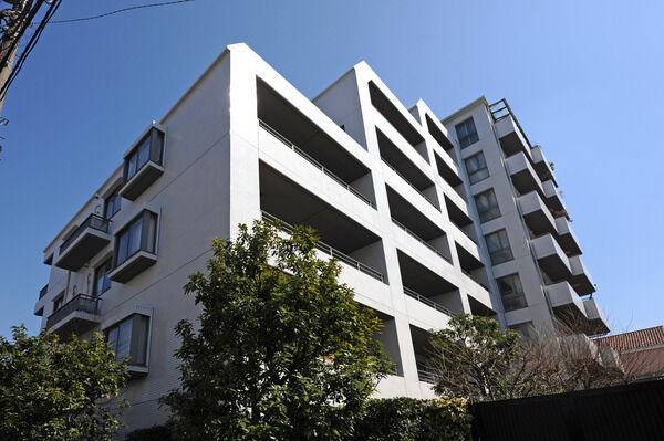 上野毛パークホームズアダージオの外観写真 - 世田谷区上野毛1丁目31番1号