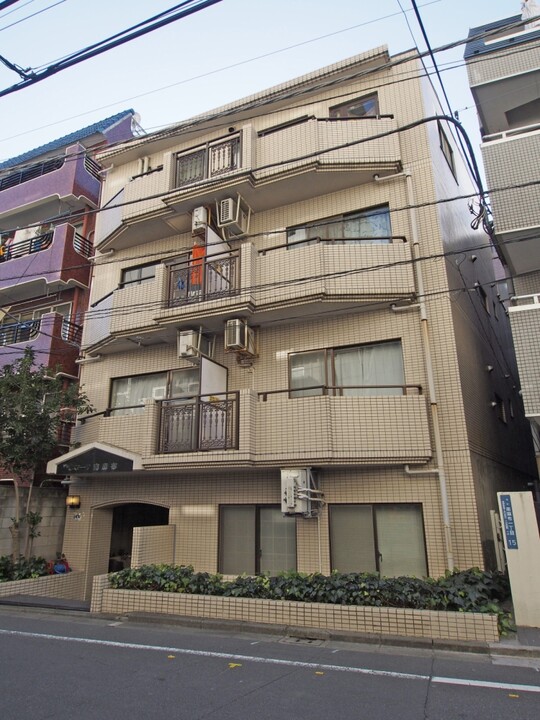 ストーク南麻布の外観写真 - 港区南麻布1丁目15番7号