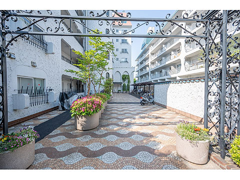 秀和青南レジデンスの写真 15枚目