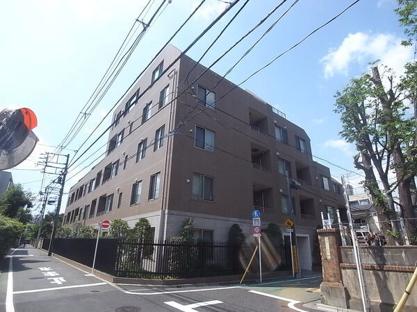 ディアクオーレ文京目白台の外観写真 - 文京区目白台3丁目19番14号