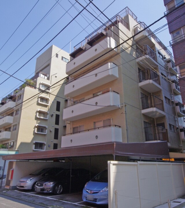 ソフトタウン南青山の写真 4枚目