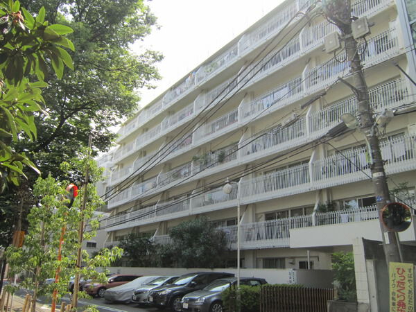 アイビハイツ三田の外観写真 - 港区三田2丁目2番16号