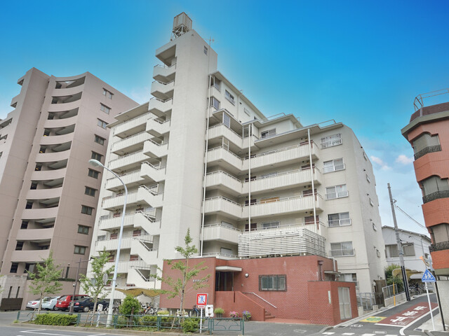 藤和白山コープのエントランス・共用部