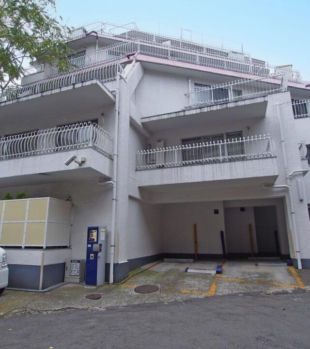 広尾大和マンションの写真 3枚目