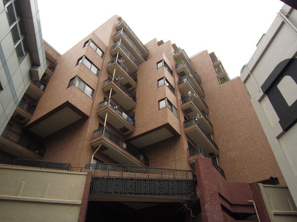 ハイネス麻布鳥居坂の外観写真 - 港区六本木5丁目11番38号