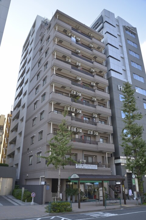 ローレル麻布十番の外観写真 - 港区麻布十番2丁目21番4号