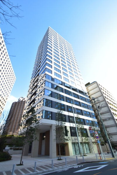 ザ・レジデンス六本木の外観写真 - 港区六本木1丁目9番4号