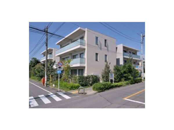 成城レジデンスの外観写真 - 世田谷区成城5丁目21番20号