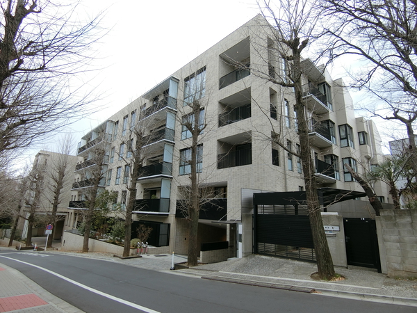 パークレ・ジェイド白金レジデンスのエントランス・共用部