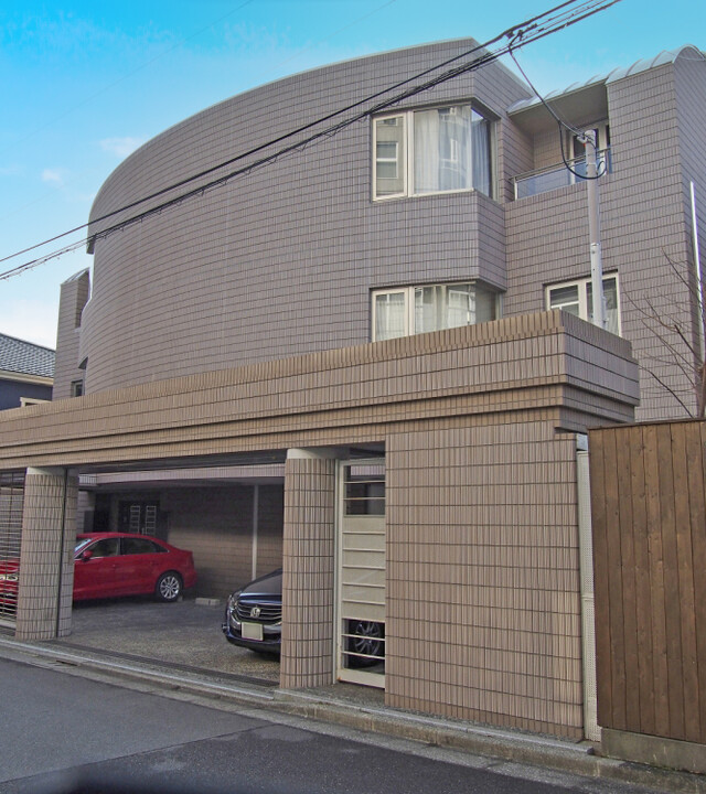 エレガンシア代々木大山のエントランス・共用部