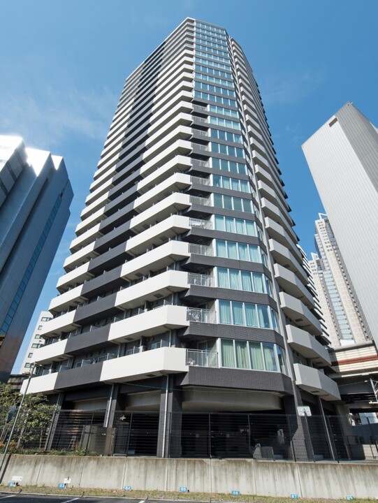 フェニックス西参道タワーの外観写真 - 渋谷区代々木4丁目30番5号