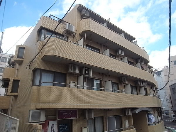 パレドール高輪の外観写真 - 港区三田4丁目19番21号