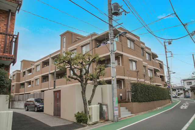 ファミールグラン小日向のエントランス・共用部