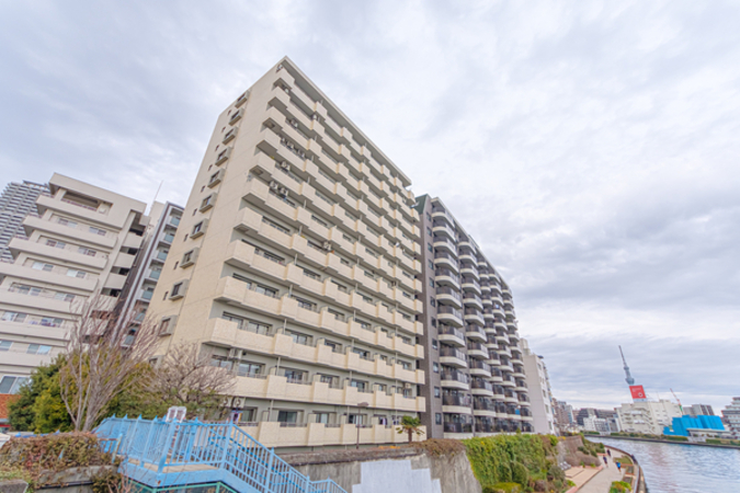 日本橋グリーンハイツ 外観（2025年撮影）