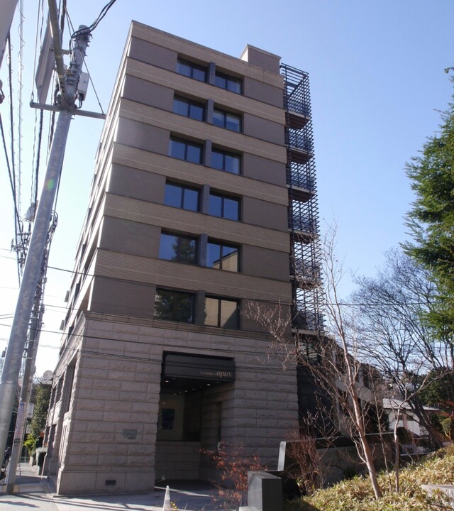 モデルノオパス有栖川のエントランス・共用部