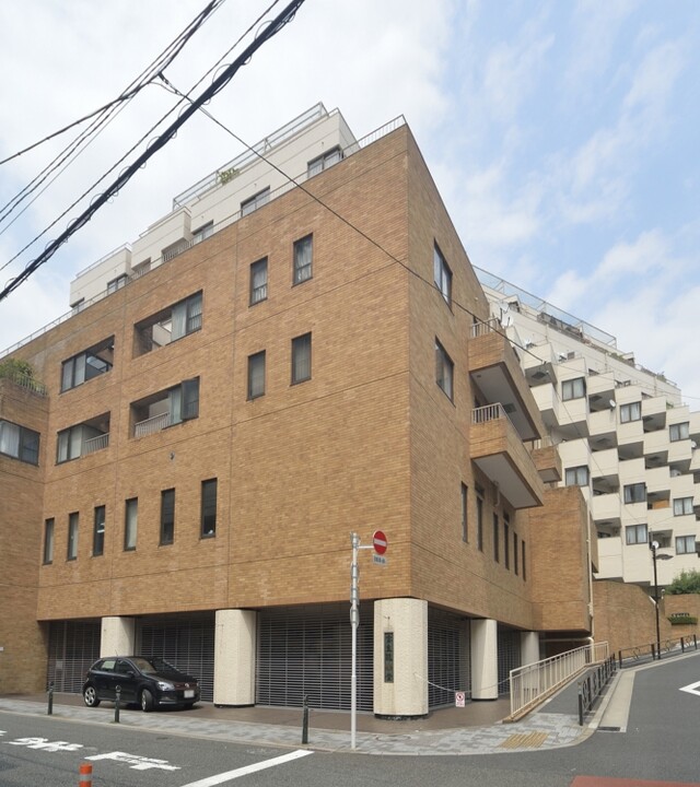 宝生ハイツのエントランス・共用部