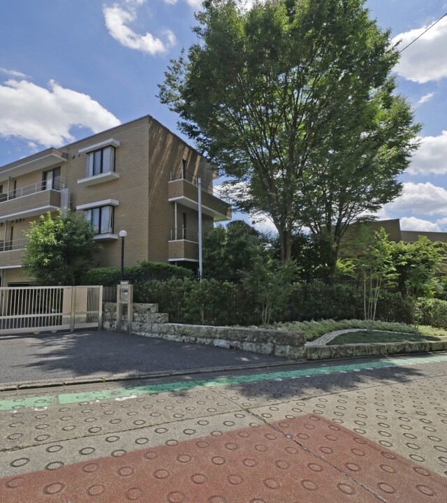 テラス岡本の写真 4枚目