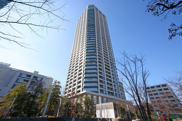 白金タワー 外観(2025年撮影)