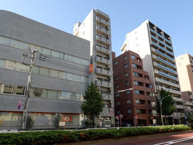 ジョイフル六義園の外観写真 - 文京区本駒込5丁目73番9号