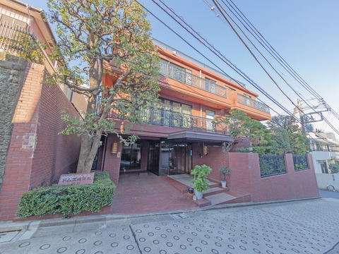 ドムス南麻布東館の外観写真 - 港区南麻布1丁目27番31号