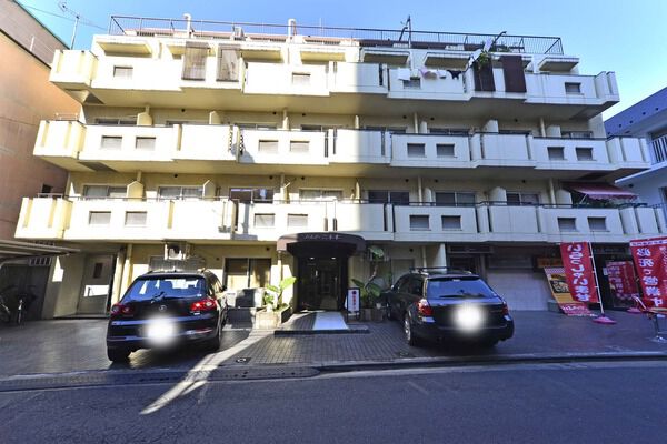 バルミー六本木の外観写真 - 港区六本木7丁目3番19号