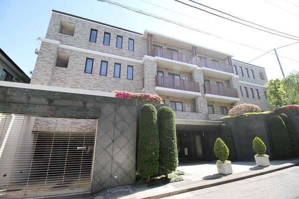 プレステージ代々木大山町のエントランス・共用部