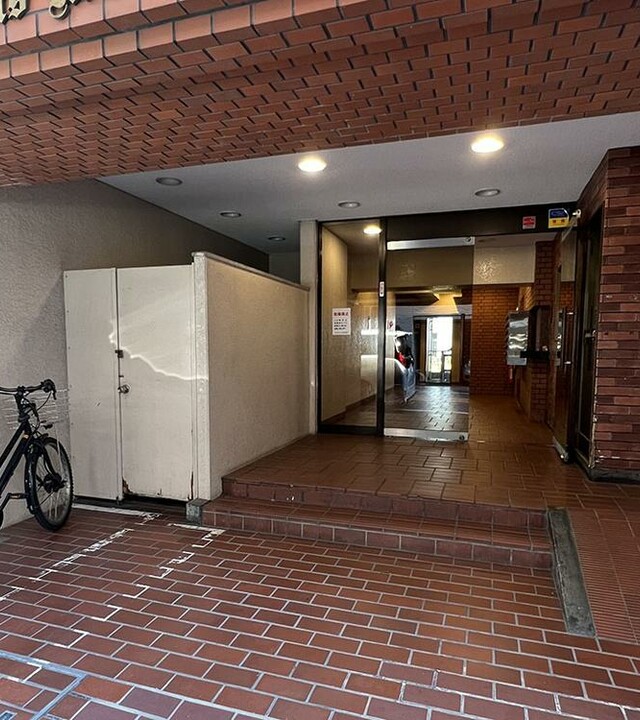 ライオンズマンション八重洲の写真 8枚目