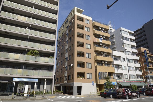 ジェイパーク三田の外観写真 - 港区三田5丁目18番4号