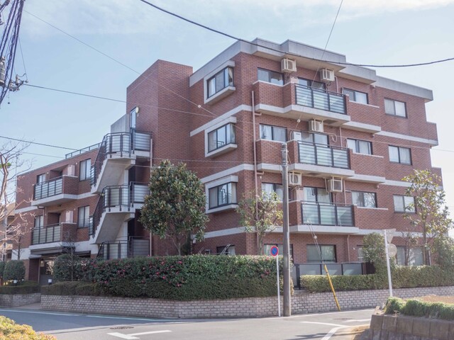 ホームズ岡本公園のエントランス・共用部