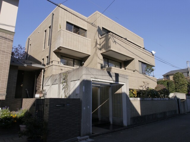 ベルテ代々木大山のエントランス・共用部