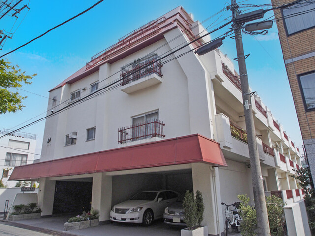 メゾン松方の外観写真 - 港区南青山4丁目26番19号