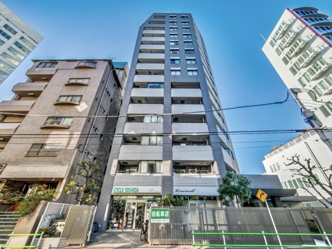 西麻布フォレストプラザの外観写真 - 港区西麻布3丁目6番3号