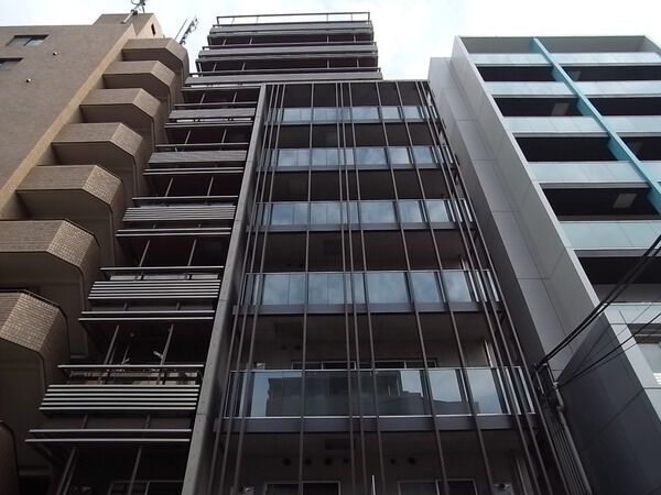 レジデンシャルステート白金の外観写真 - 港区白金4丁目2番5号