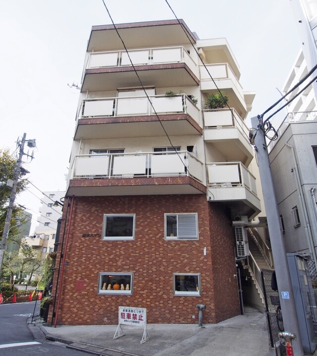 麻布ハイツのエントランス・共用部